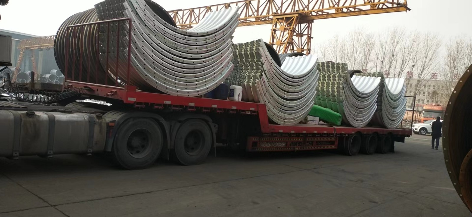 拼裝波紋涵管.jpg 拼裝波紋涵管.jpg